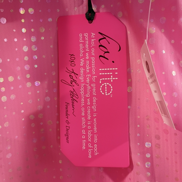 NWT Koi Lite Velora Patterned Medical Nurse Scrub Top S Iridescent Peony Pink 🩷 - Picture 6 of 6